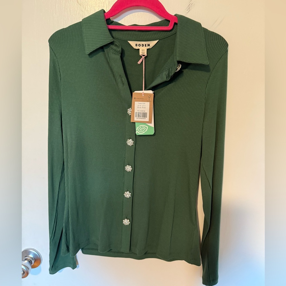 Boden Dark Green Ribbed Button-Down with Jewel Flower Buttons